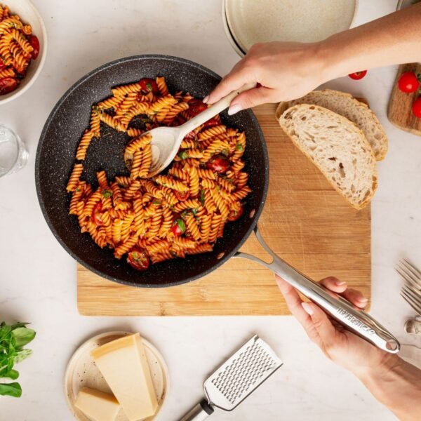 Eaziglide Neverstick2 28cm frying pan for hob and oven cooking